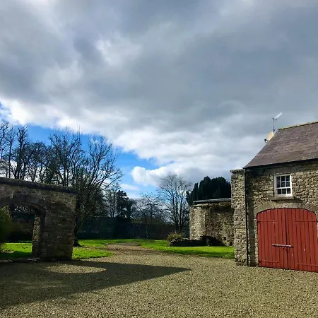 2 Bed Courtyard At Rockfield House Kells In Meath - Short Term Let Apartment *