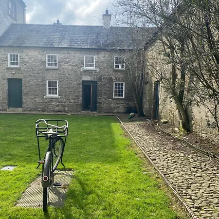 2 Bed Courtyard At Rockfield House In Meath - Short Term Let *