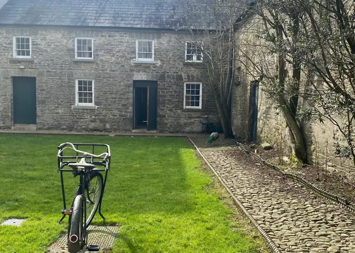 2 Bed Courtyard At Rockfield House In Meath - Short Term Let *